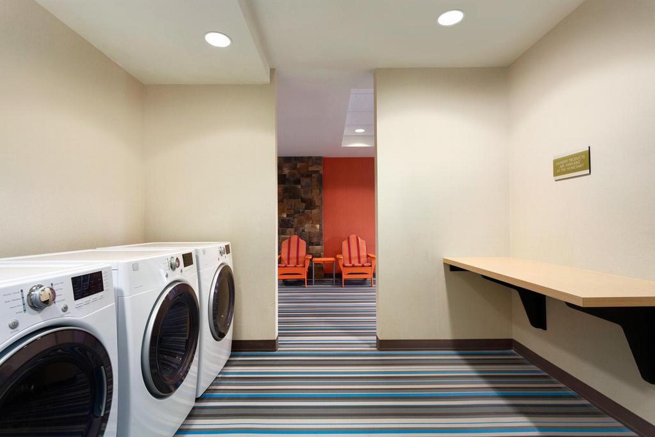 Home2 Suites By Hilton-Cleveland ביצ'ווד מראה חיצוני תמונה