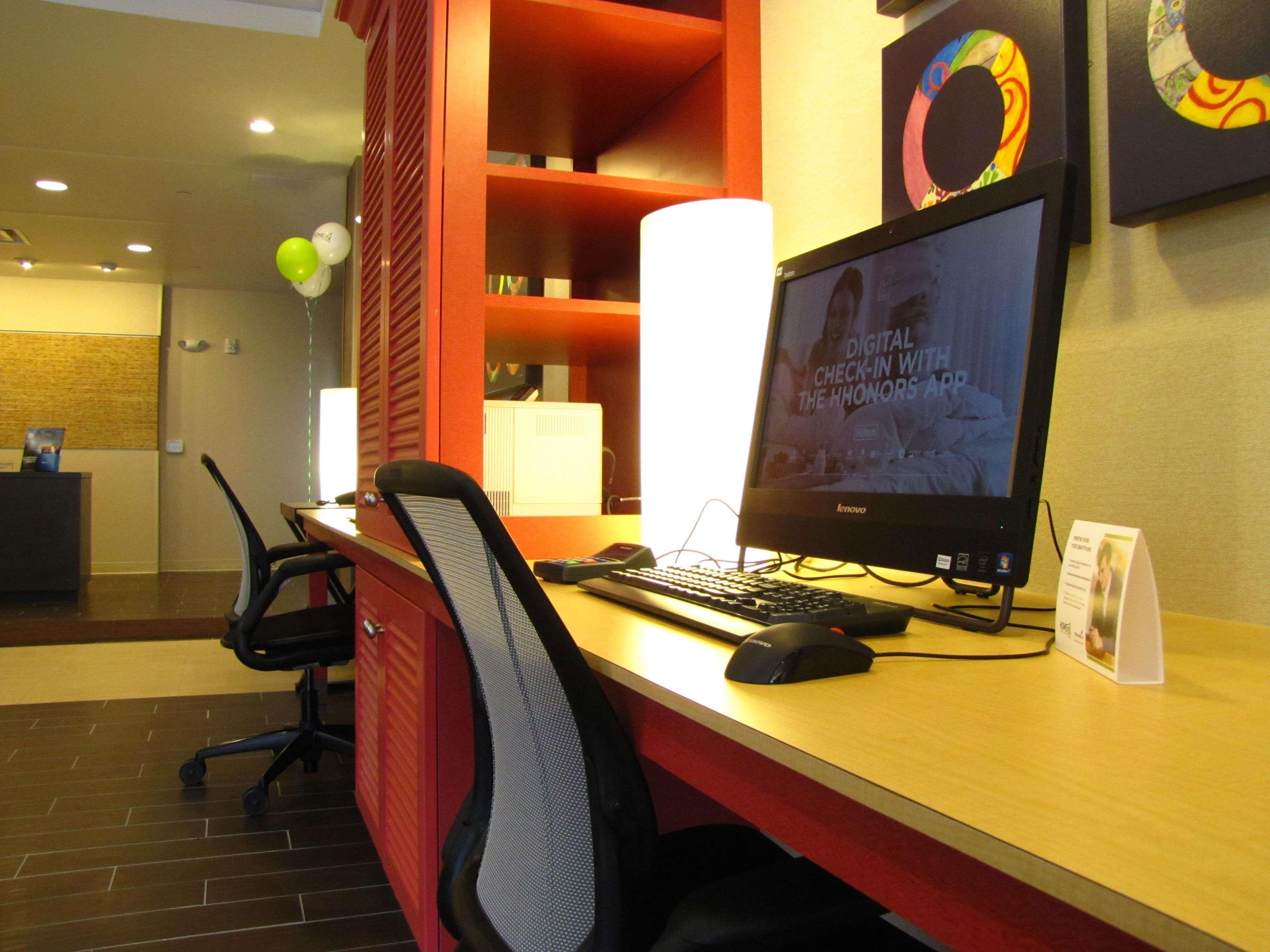 Home2 Suites By Hilton-Cleveland ביצ'ווד מראה חיצוני תמונה