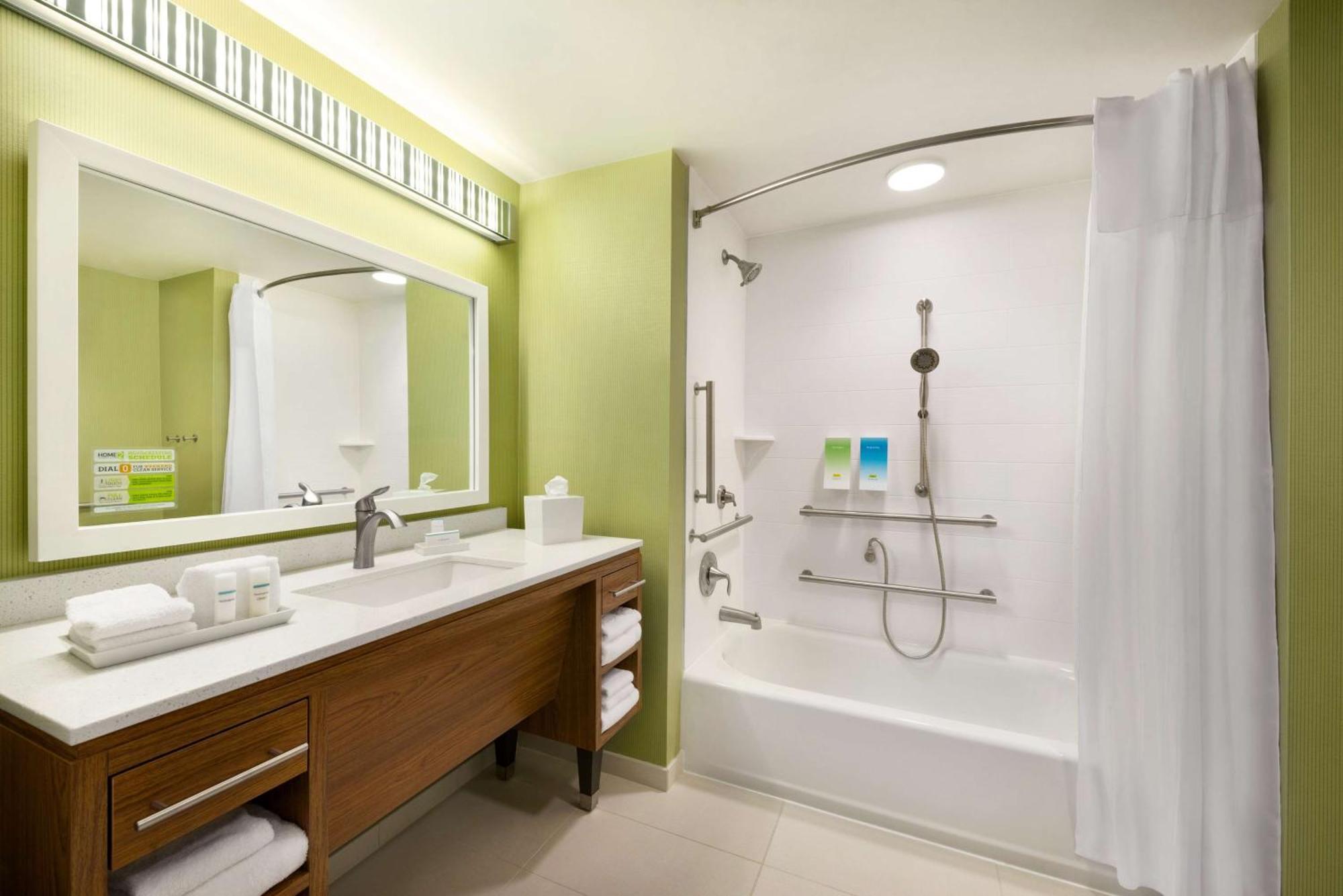 Home2 Suites By Hilton-Cleveland ביצ'ווד מראה חיצוני תמונה